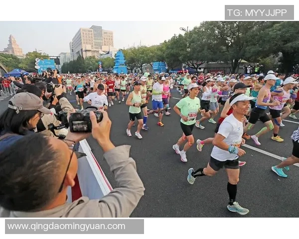 杭州城市马拉松回顾：极限运动队展现实力与团队精神的完美结合