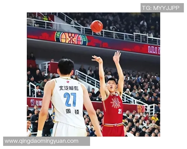 CBA焦点战青岛队迎战山东西王队双方全力争胜展现篮球魅力 CBA焦点战青岛队迎战山东西王队双方全力争胜展现篮球魅力